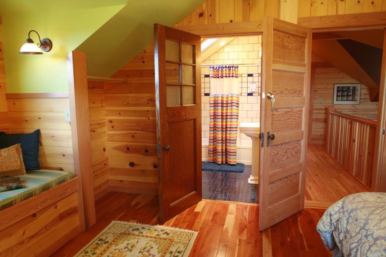 | Juniper Lane Guest House