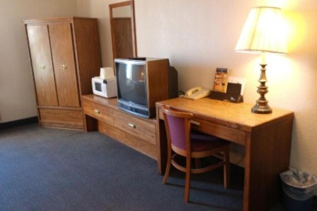 | State Line Inn