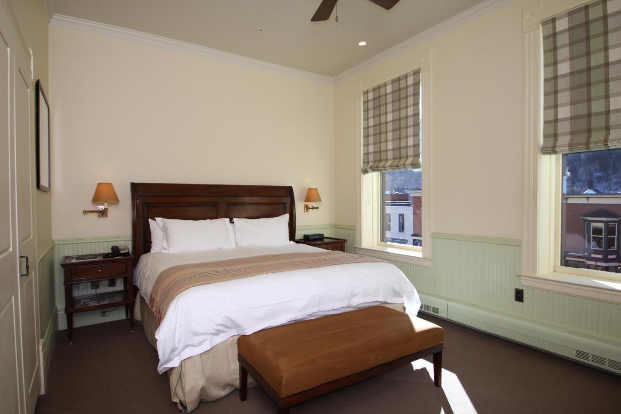 | New Sheridan Hotel