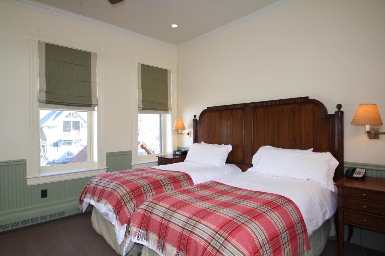| New Sheridan Hotel
