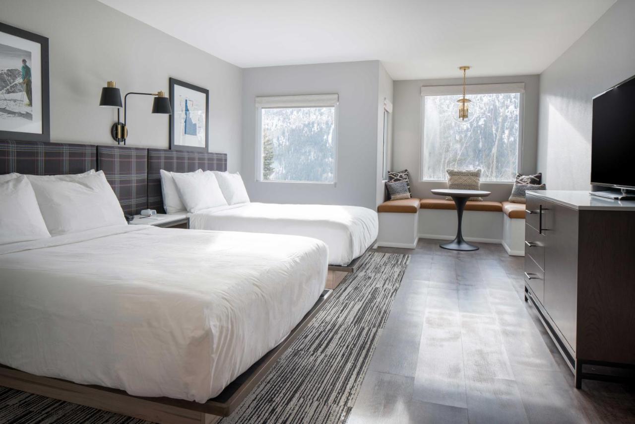 Standard Queen Room at Hotel Ketchum