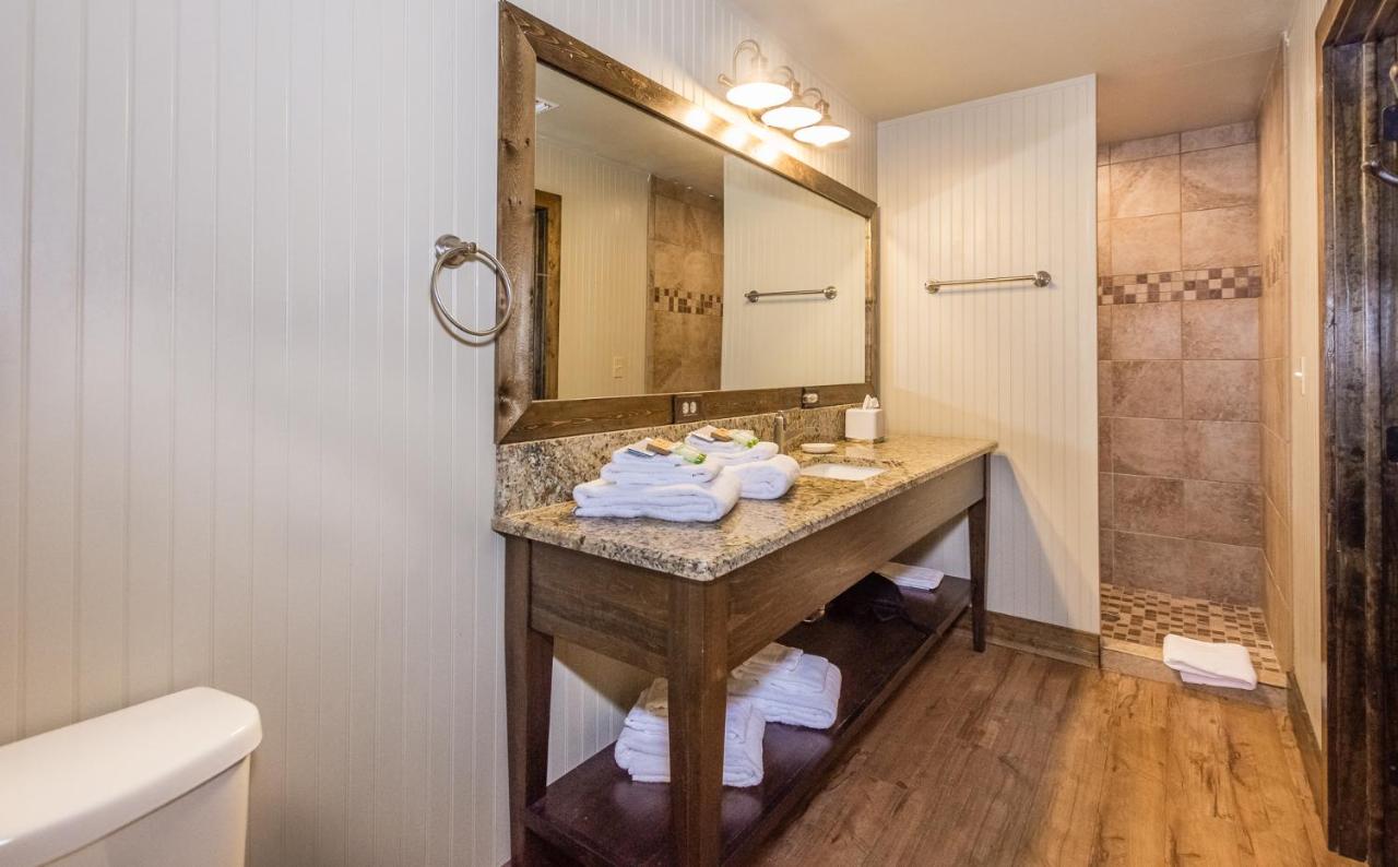 | Vineyard Trail Cottages- Adults Only