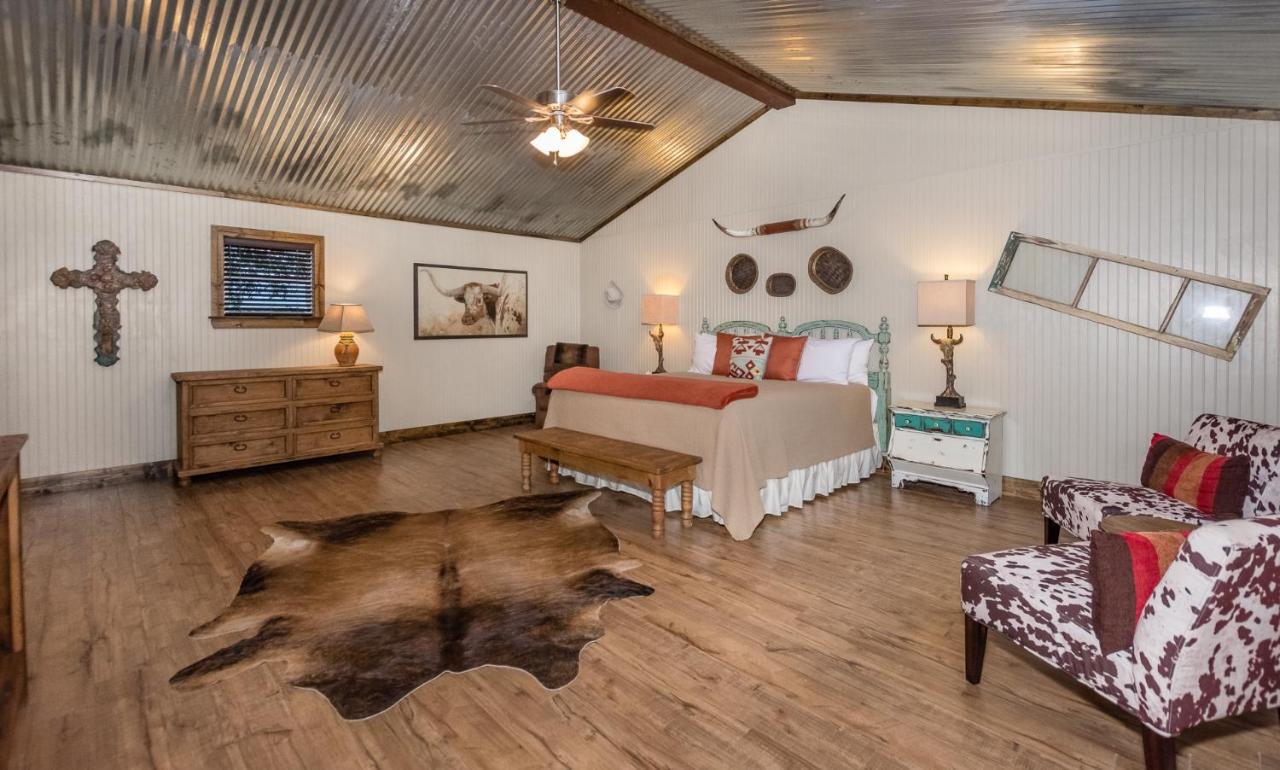 | Vineyard Trail Cottages- Adults Only