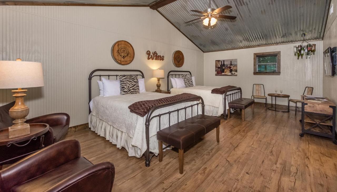| Vineyard Trail Cottages- Adults Only