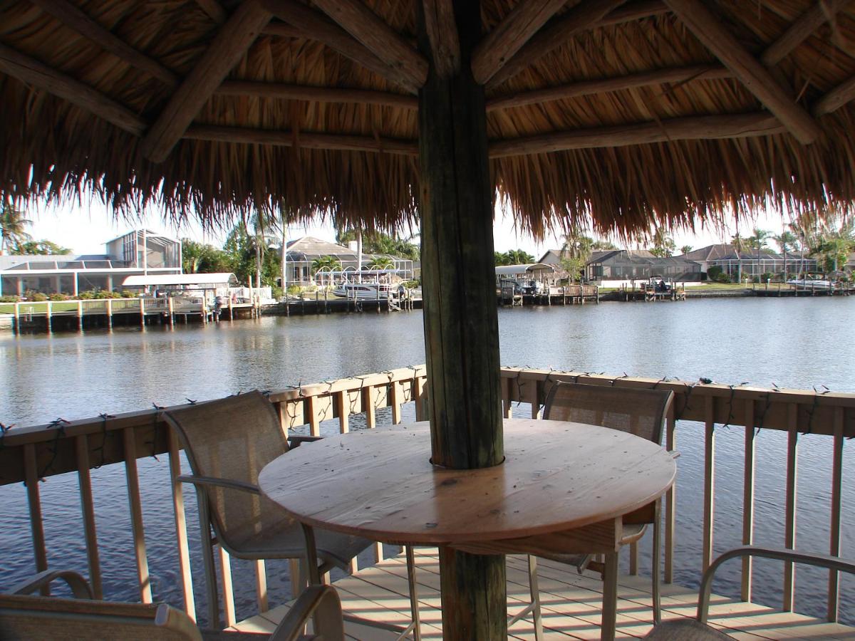 | Waterfront Villa - Hidden Harbor