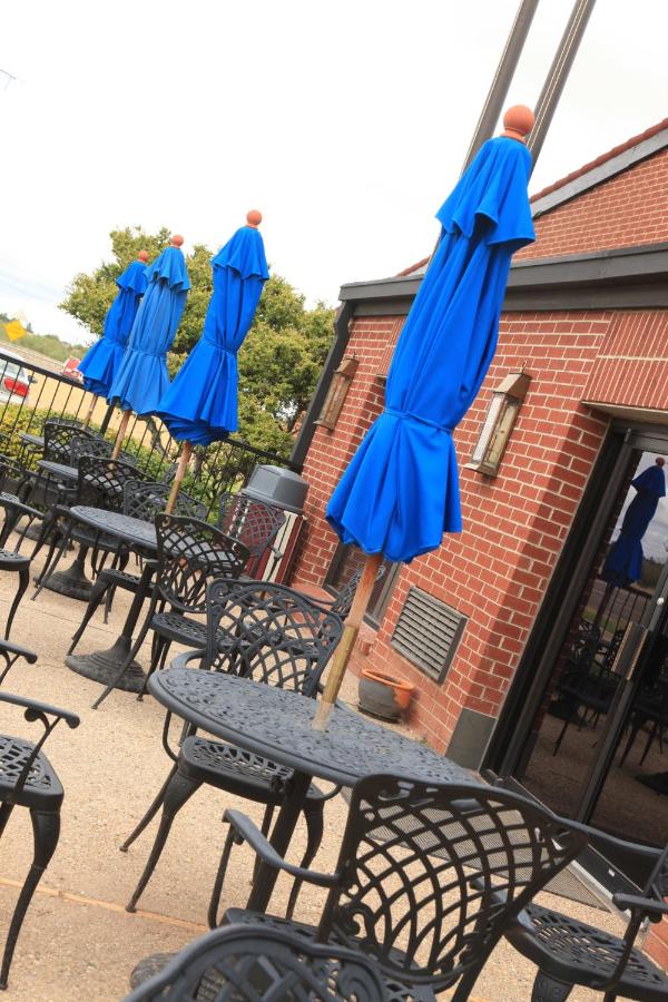 | Plaza Inn Midland