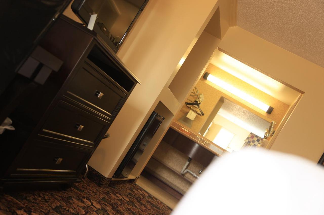  | Plaza Inn Midland