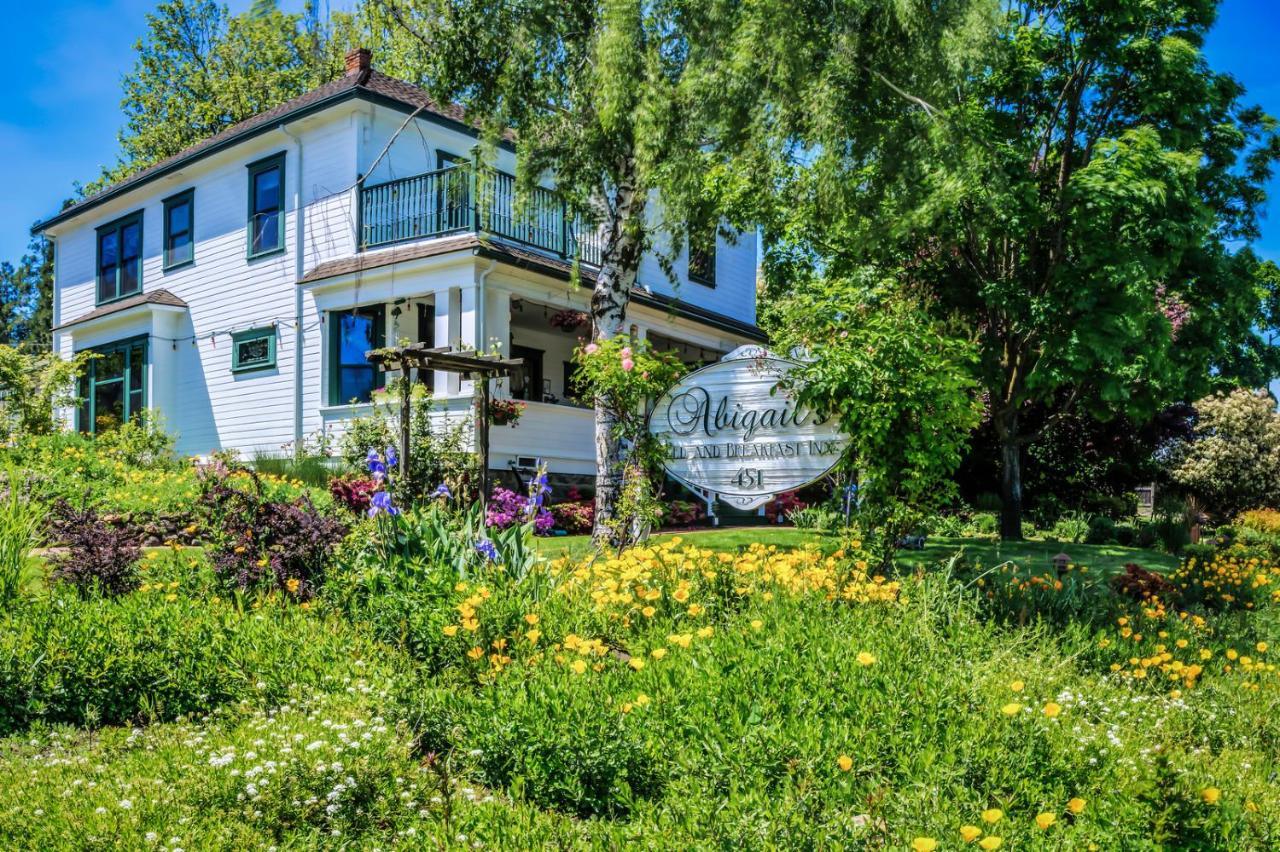  | Abigail's Bed and Breakfast Inn