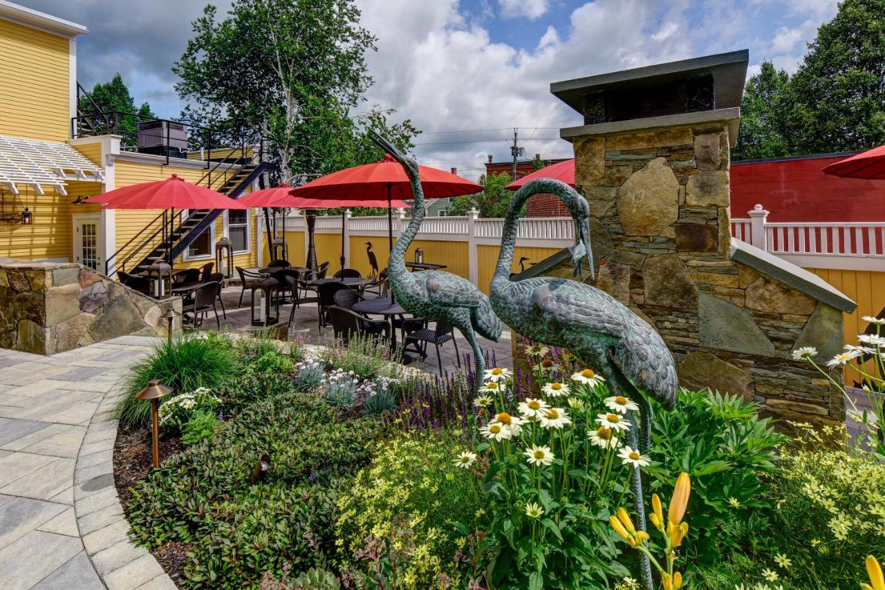 | Inn by the Bandstand