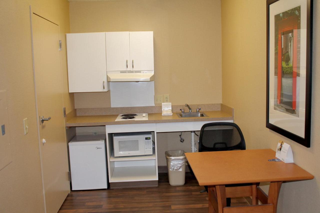 Queen Studio - Non-Smoking at Extended Stay America Suites Houston The Woodlands