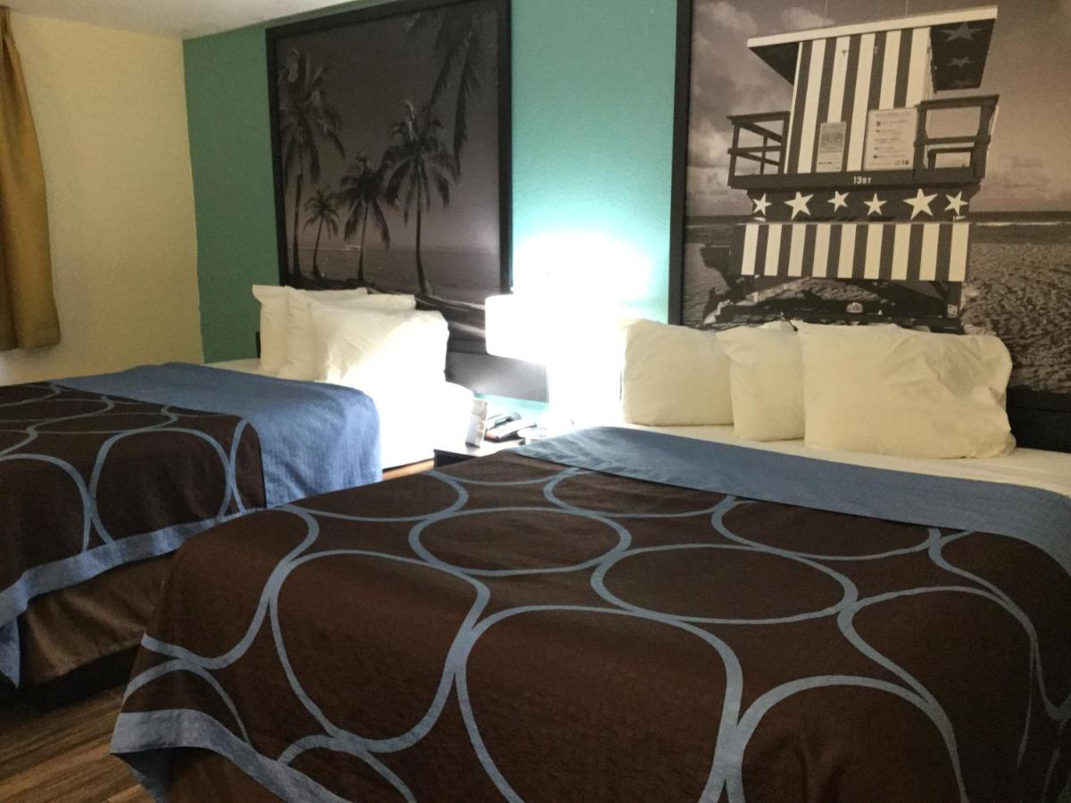 Queen Room with Two Queen Beds - Non-Smoking at Super 8 by Wyndham Clearwater/St. Petersburg Airport