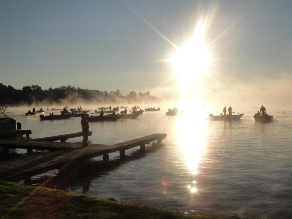  | Hiawatha Lodge Inn