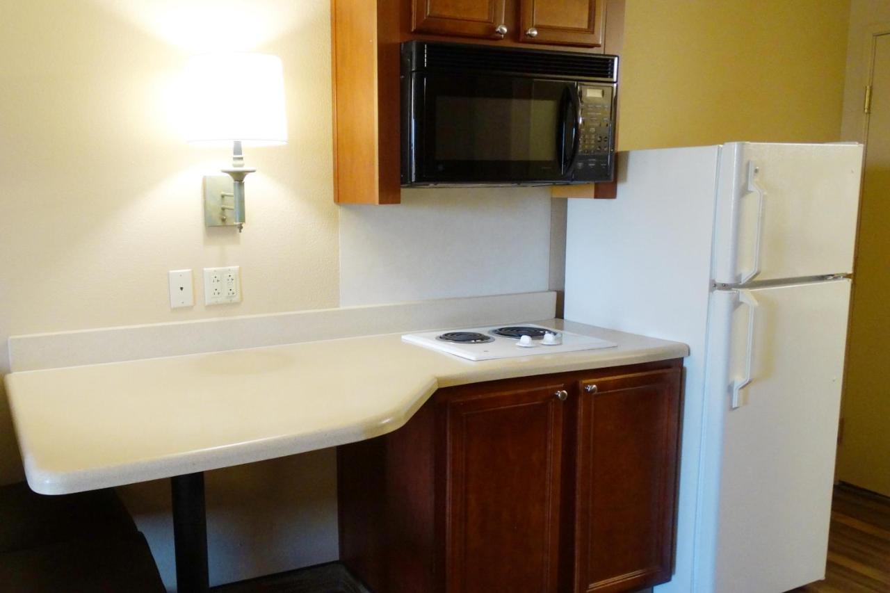 Studio with 2 Double Beds - Non-Smoking at Extended Stay America Select Suites - Dallas - Richardson