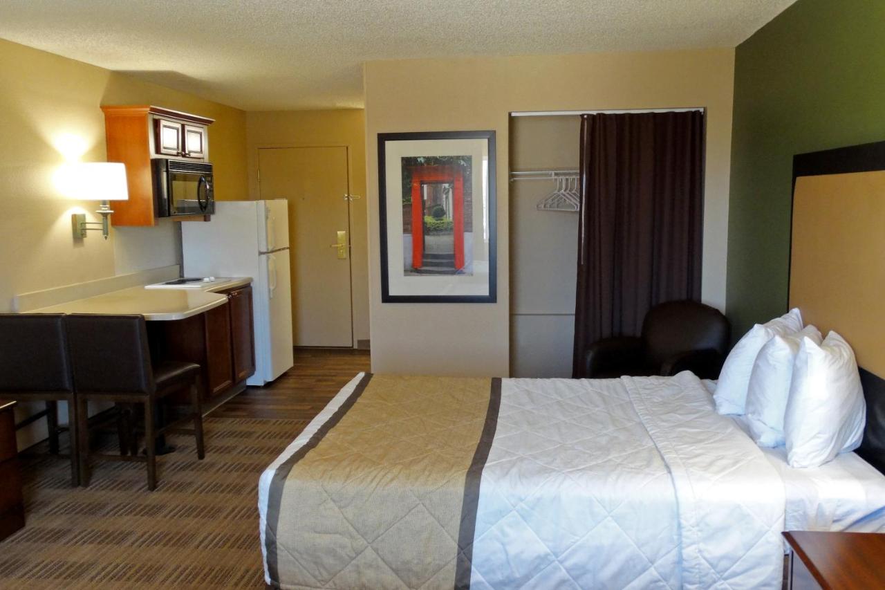 Studio with 2 Double Beds - Non-Smoking at Extended Stay America Select Suites - Dallas - Richardson
