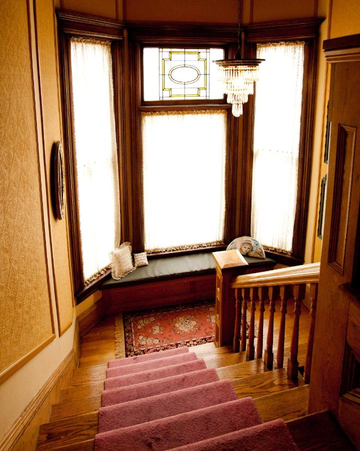| Franklin Street Inn Bed & Breakfast
