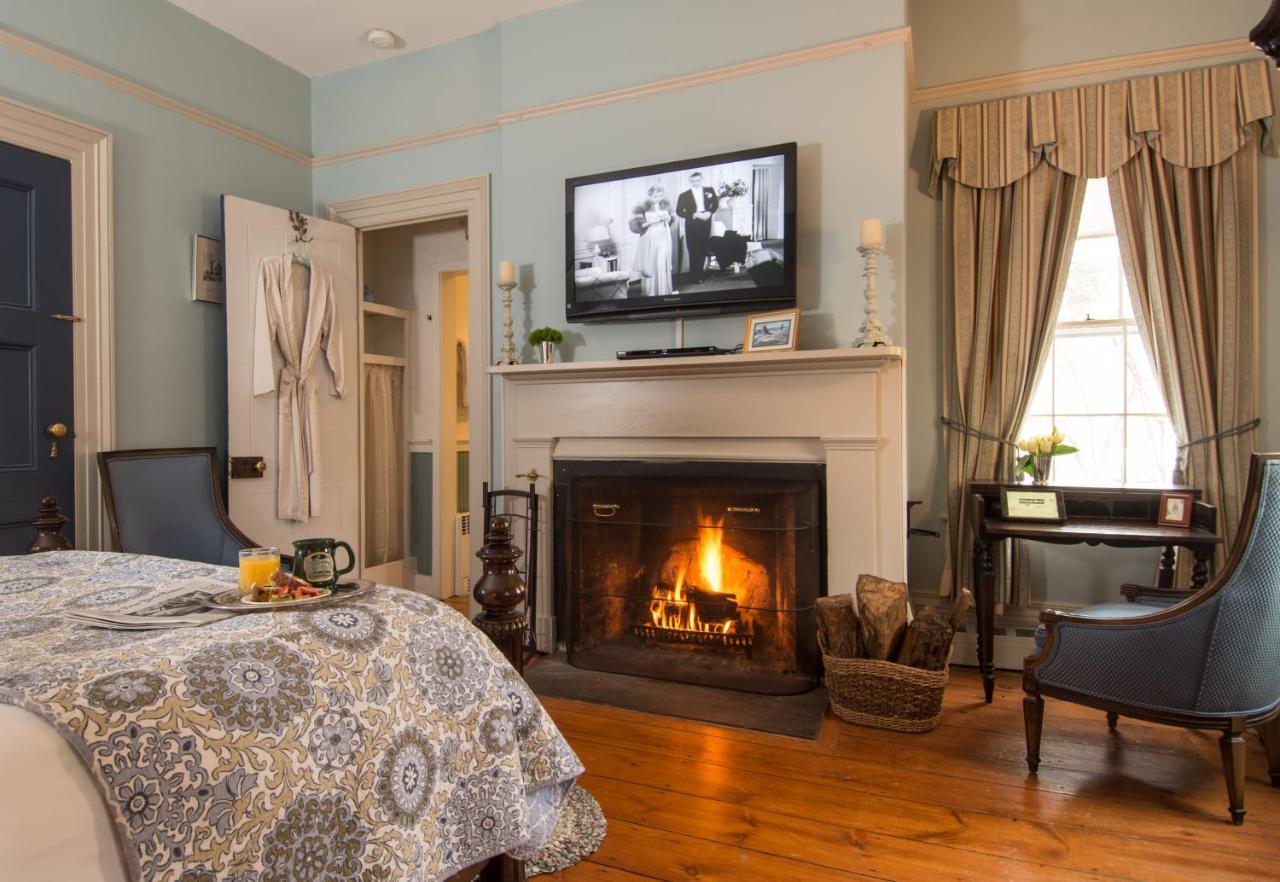 | Caldwell House Bed and Breakfast