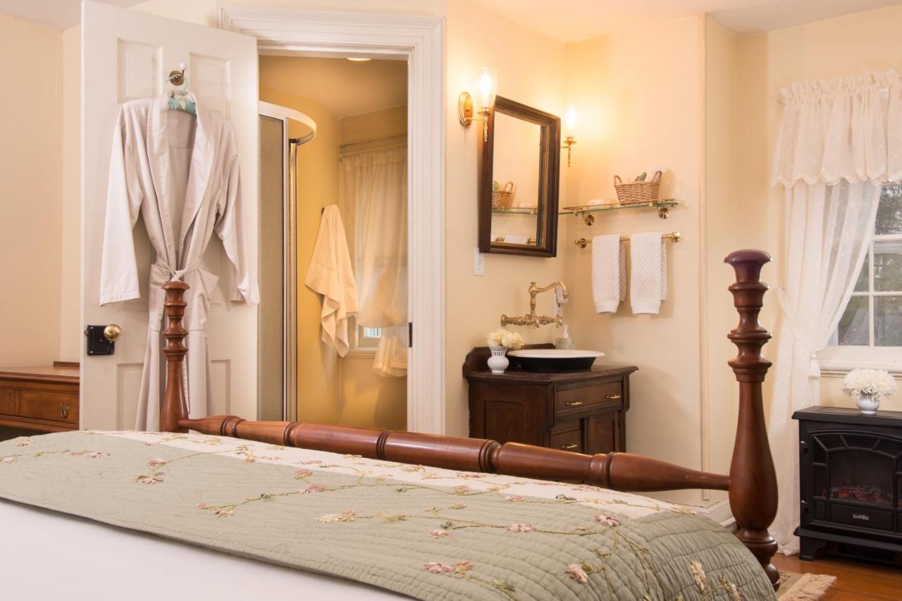  | Caldwell House Bed and Breakfast