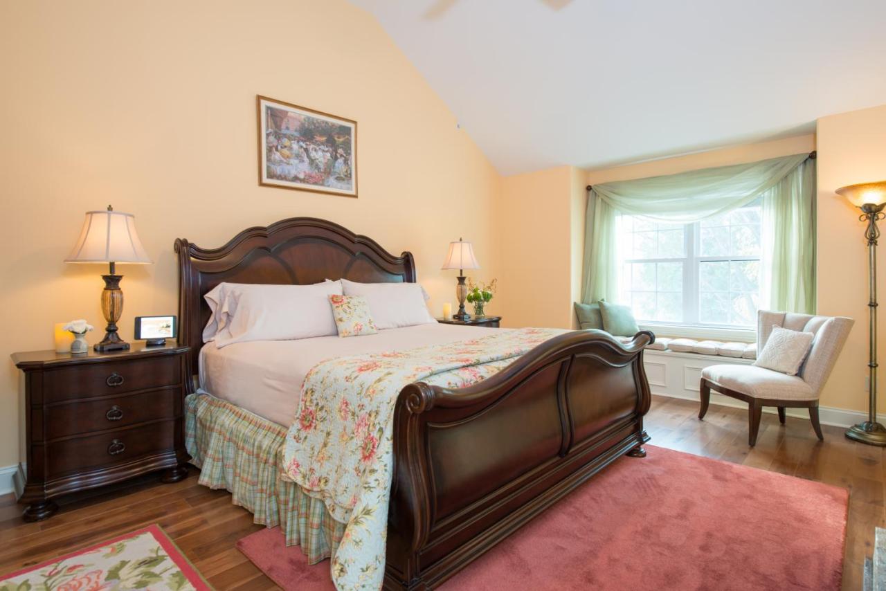 | Caldwell House Bed and Breakfast
