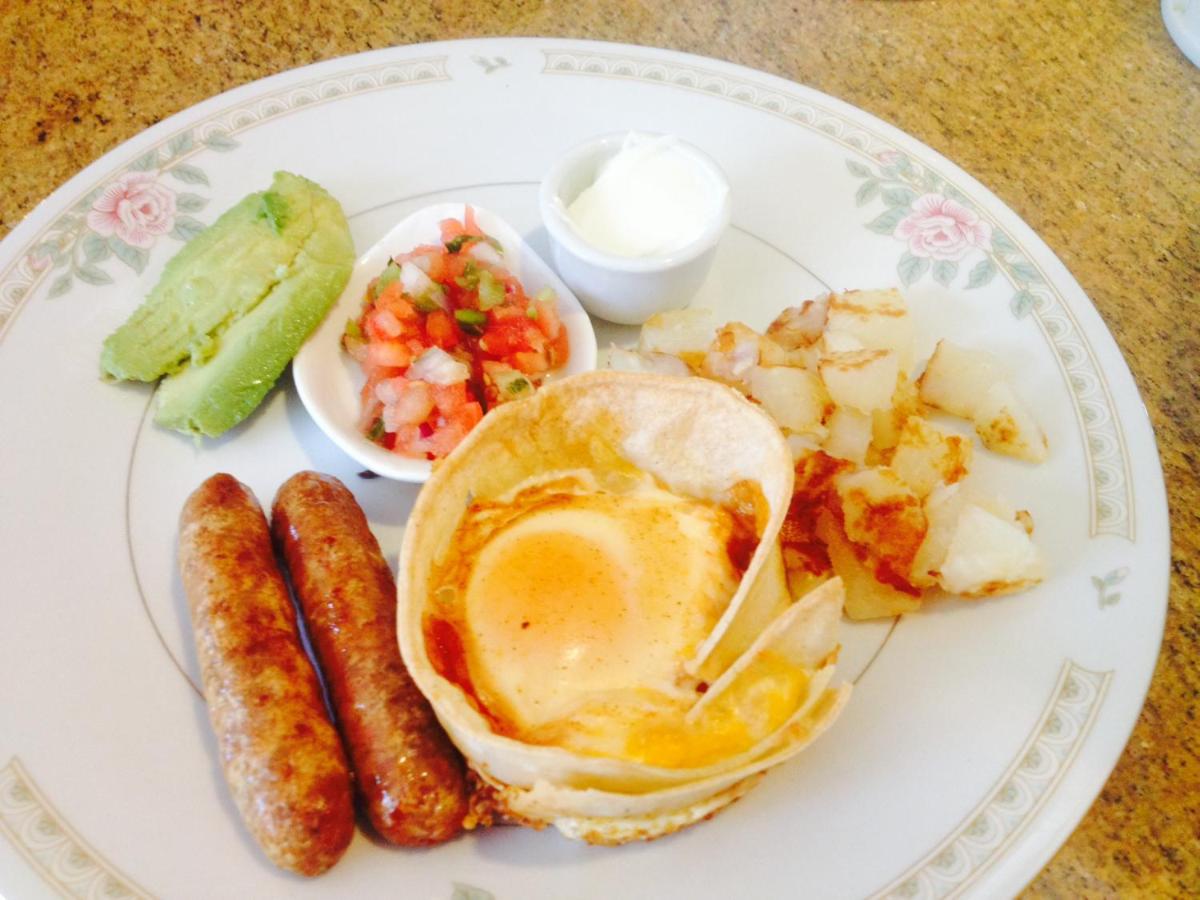 | Caldwell House Bed and Breakfast