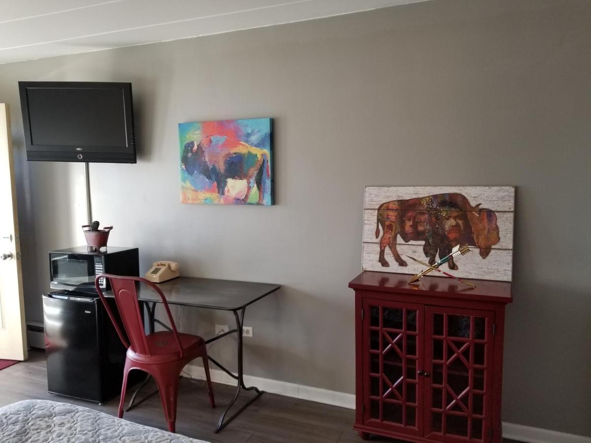 | Gateway Inn