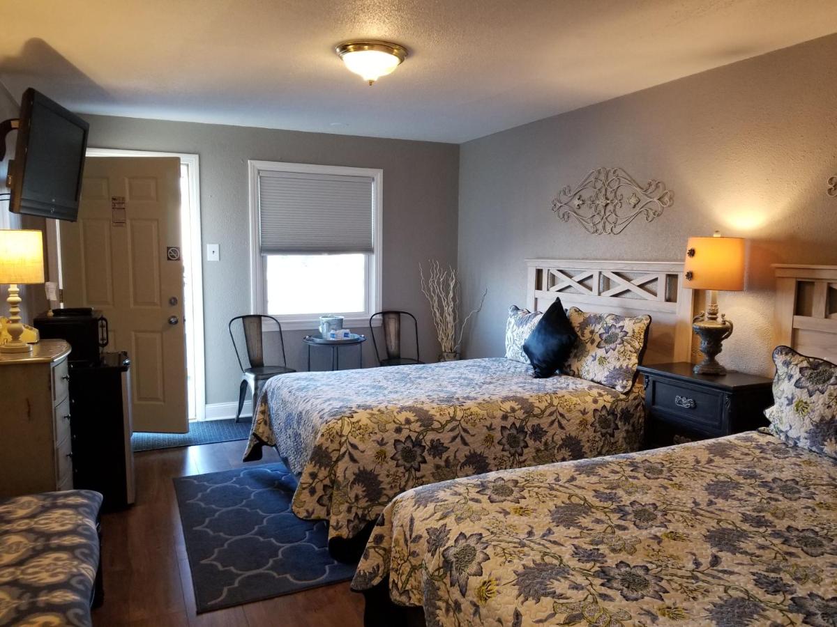 | Gateway Inn