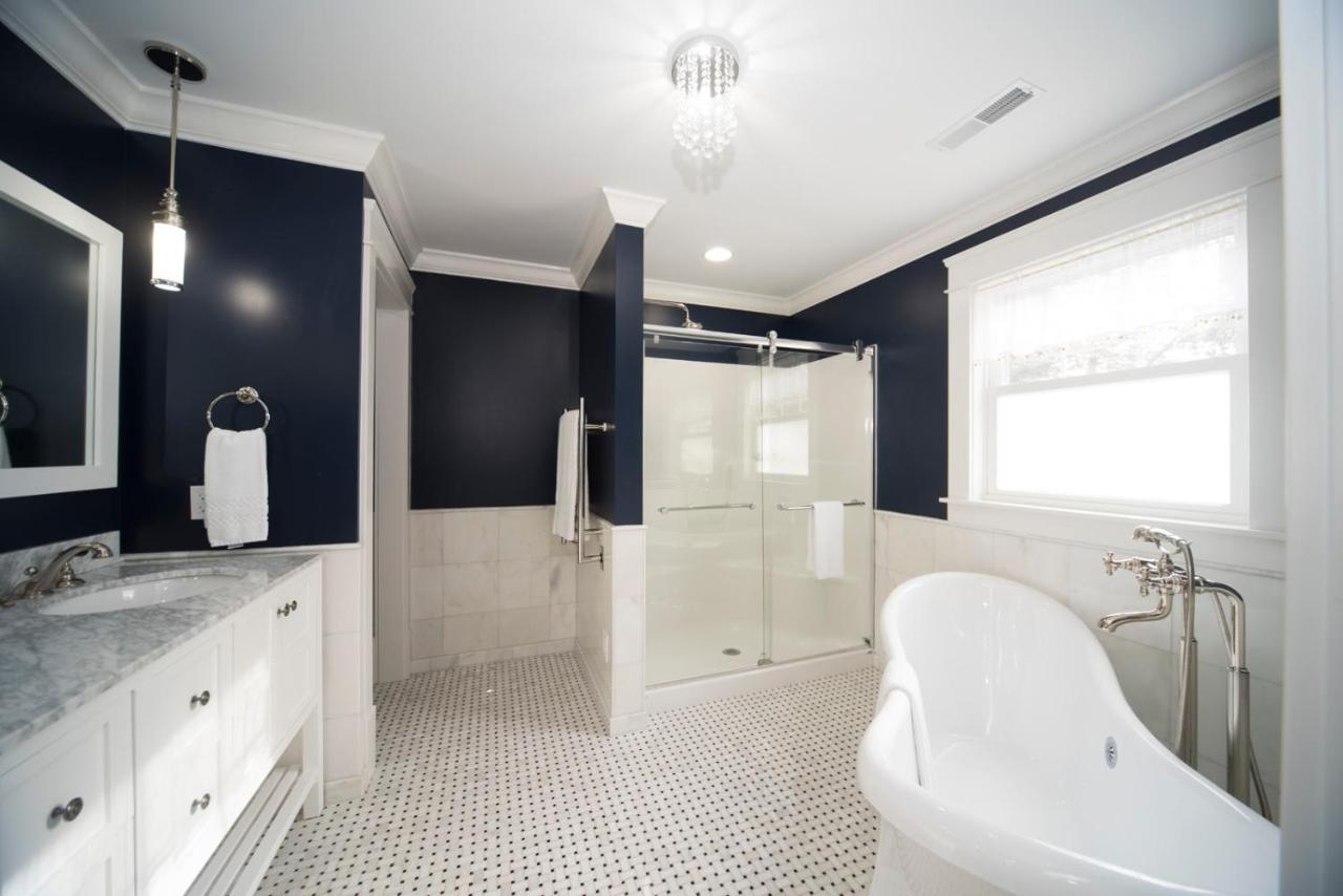 | Anchor Inn Boutique Hotel