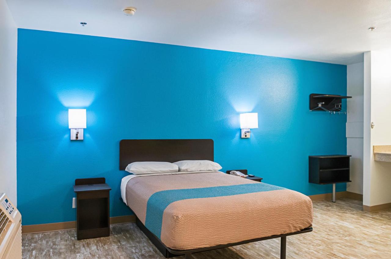 | Motel 6-Bay Saint Louis, MS