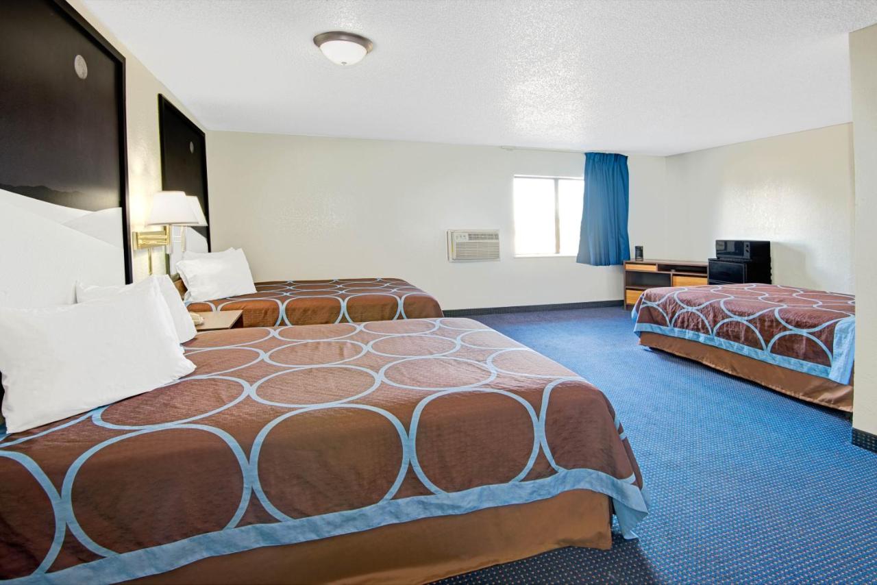 | Super 8 by Wyndham Las Cruces/La Posada Lane