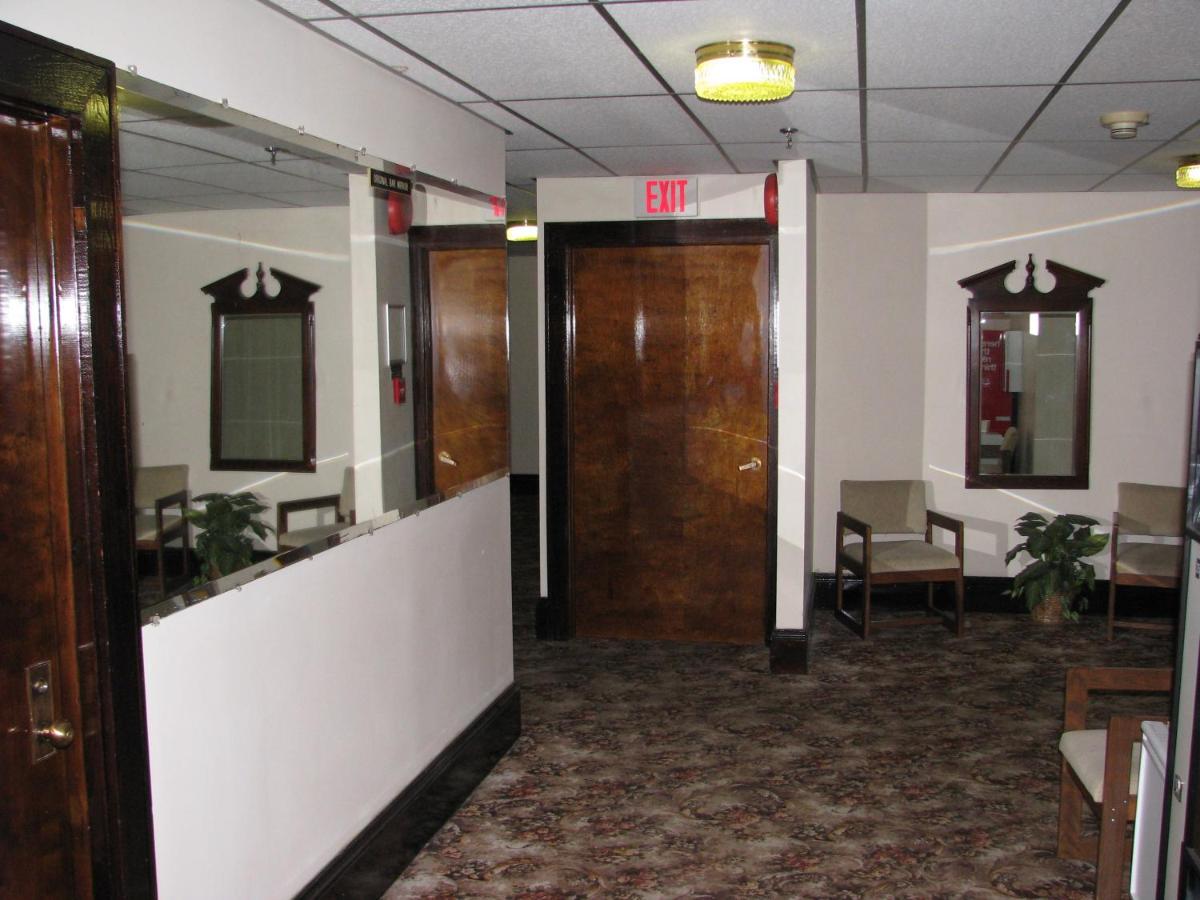  | Old National Hotel