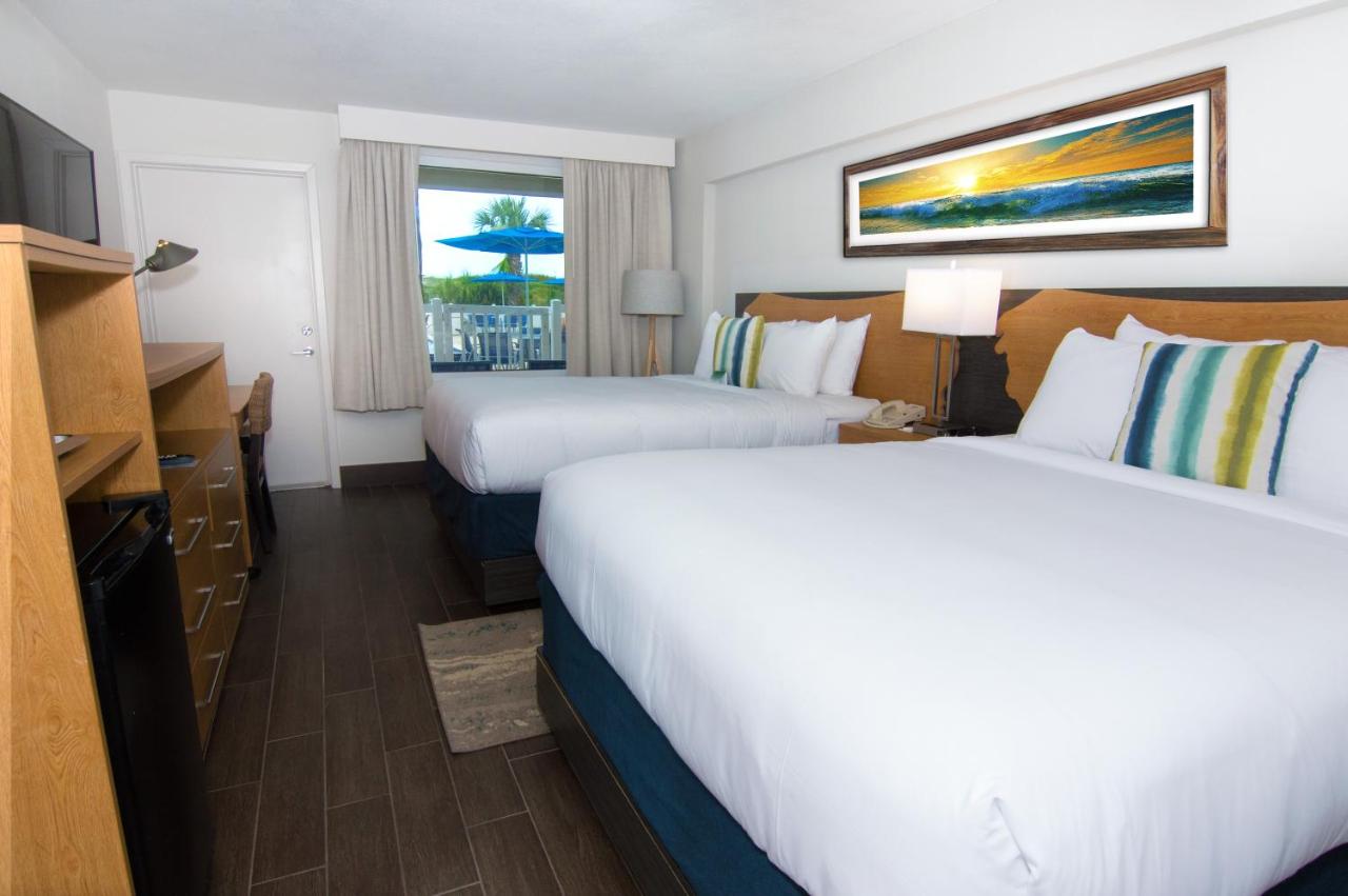 Traditional Room with Two Queen Beds at Guy Harvey Resort on St Augustine Beach