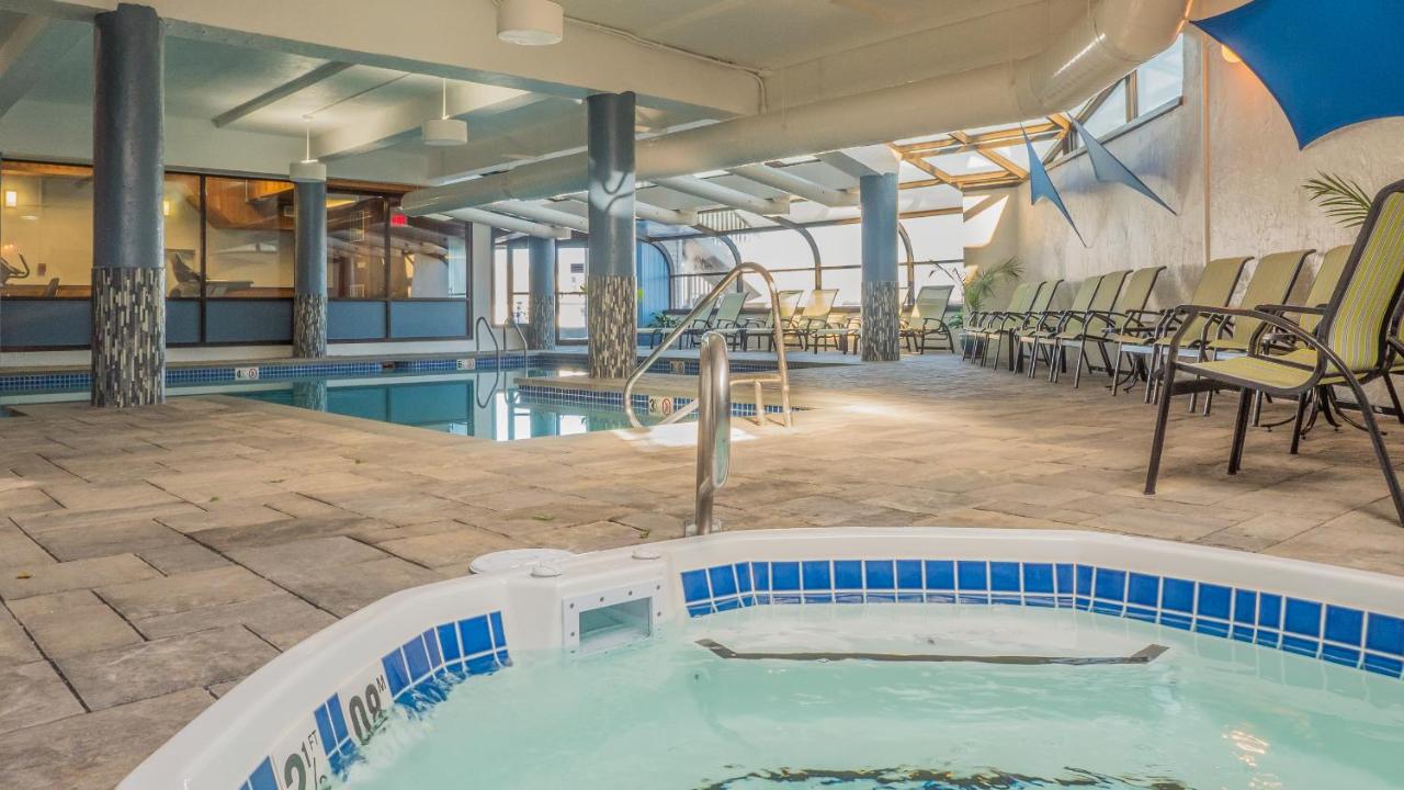 | Atlantic Oceanside Hotel & Conference Center