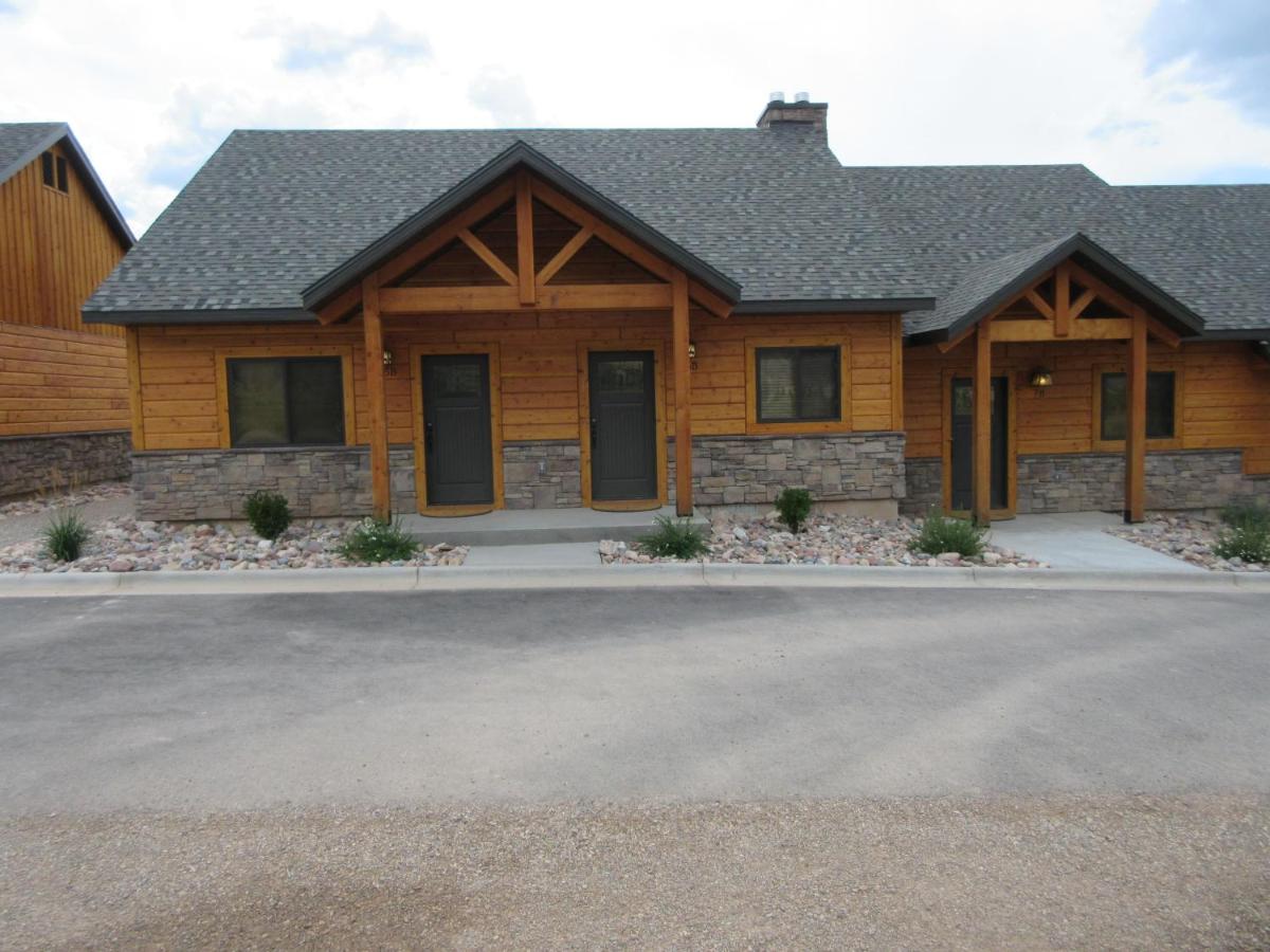 | Townhomes on the Green