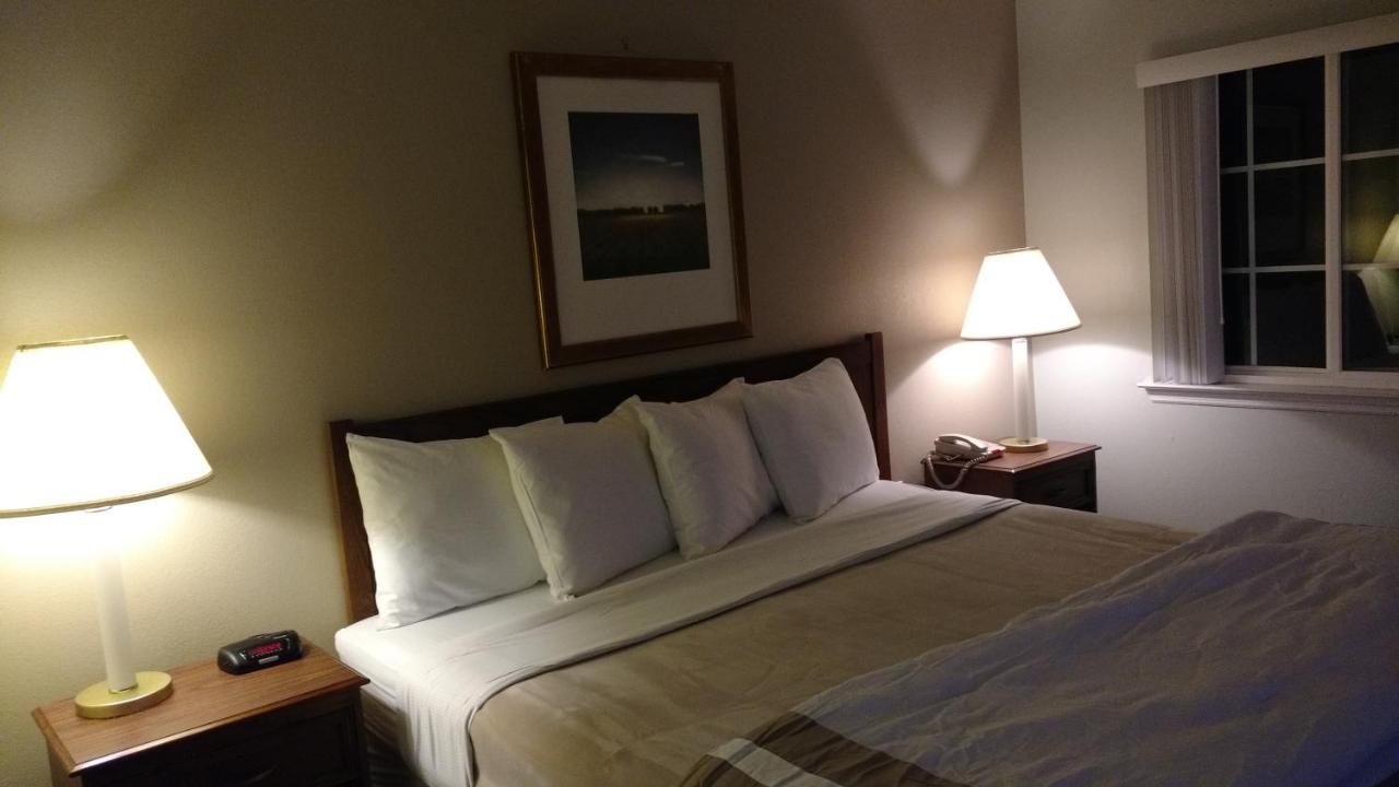 | Affordable Suites Jacksonville