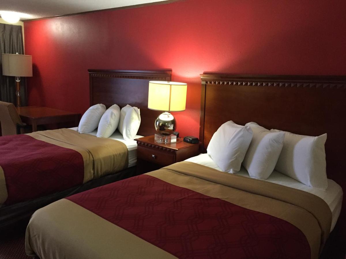 Double Room with Two Double Beds - Non-Smoking at Econo Lodge Norwalk