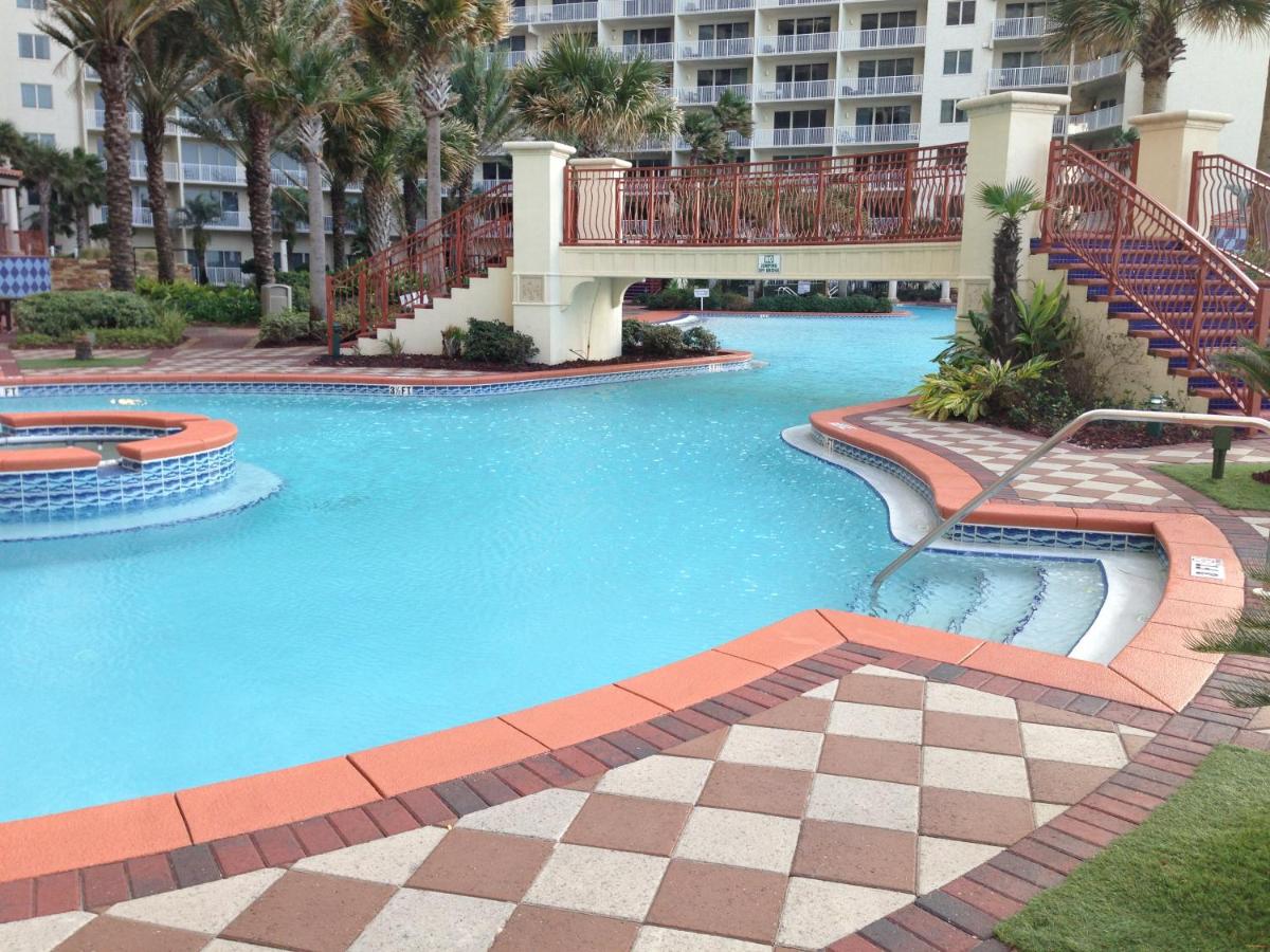 | Shores of Panama Penthouse Resort