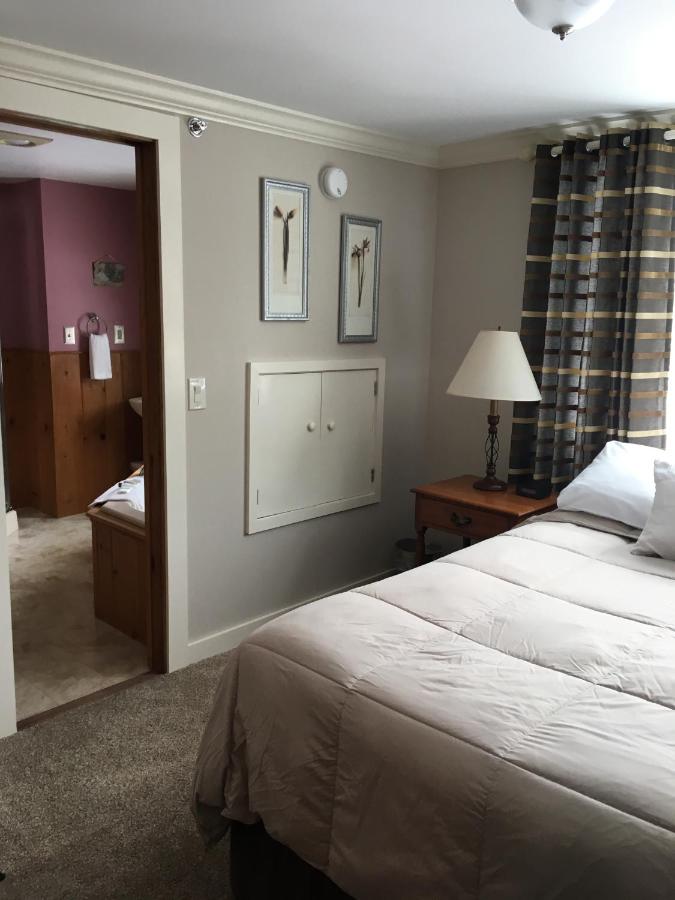 | Wiley Inn