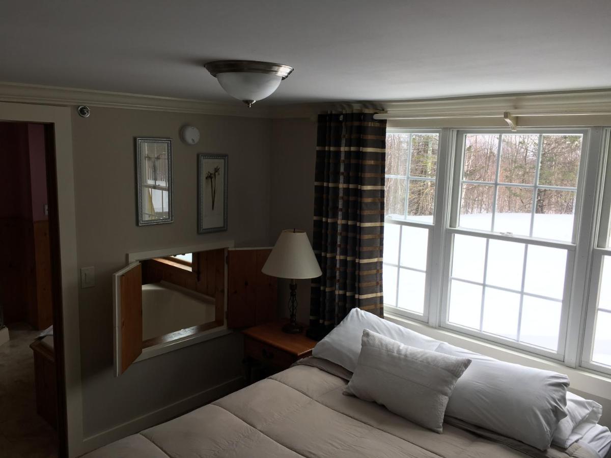 | Wiley Inn
