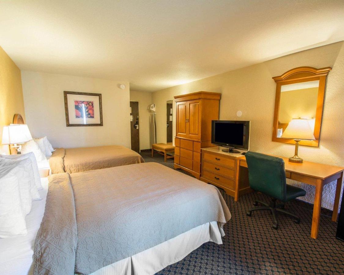 Queen Room with Two Queen Beds - Non-Smoking at Quality Inn Downtown Stuart