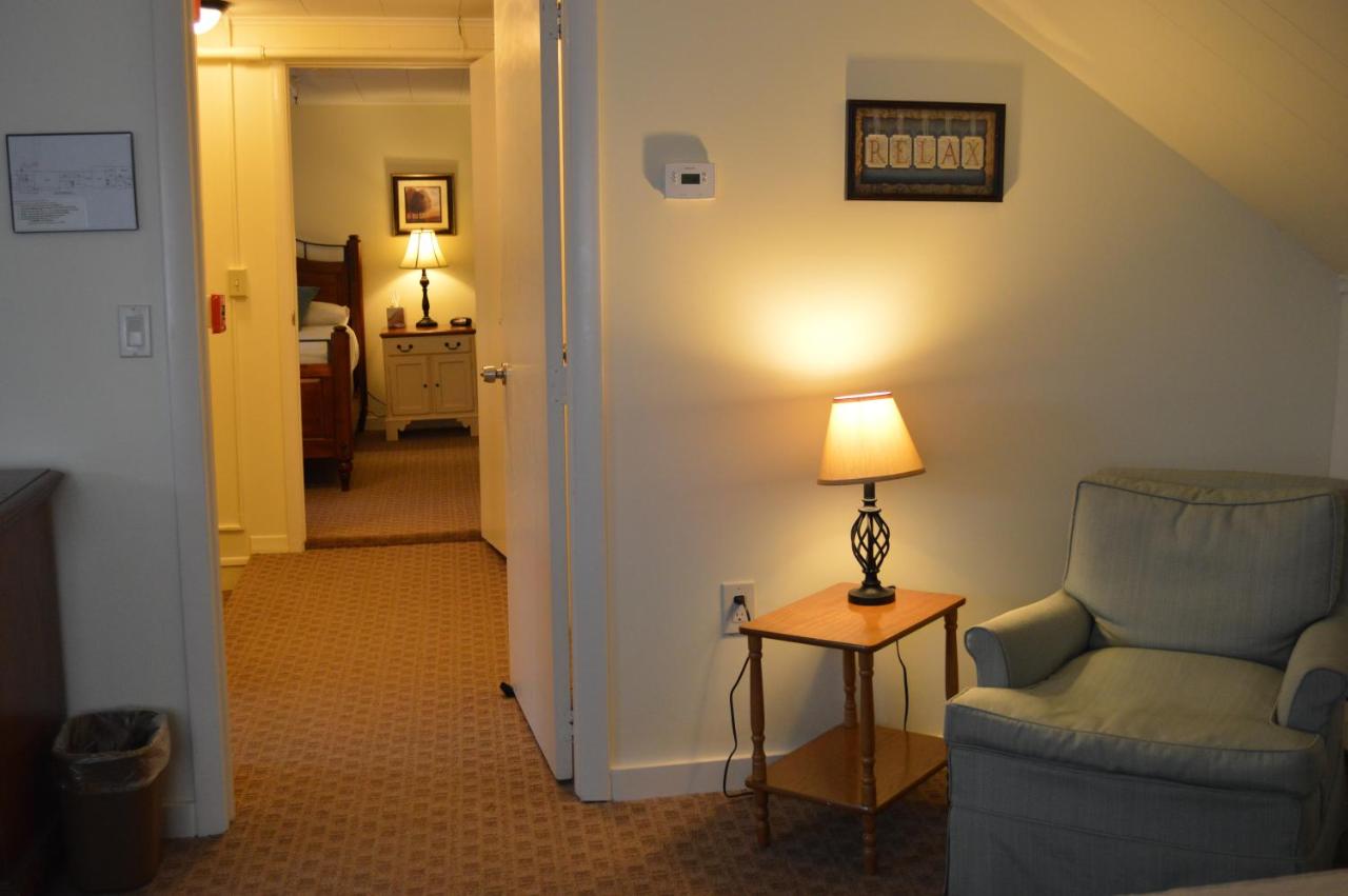 | Wiley Inn