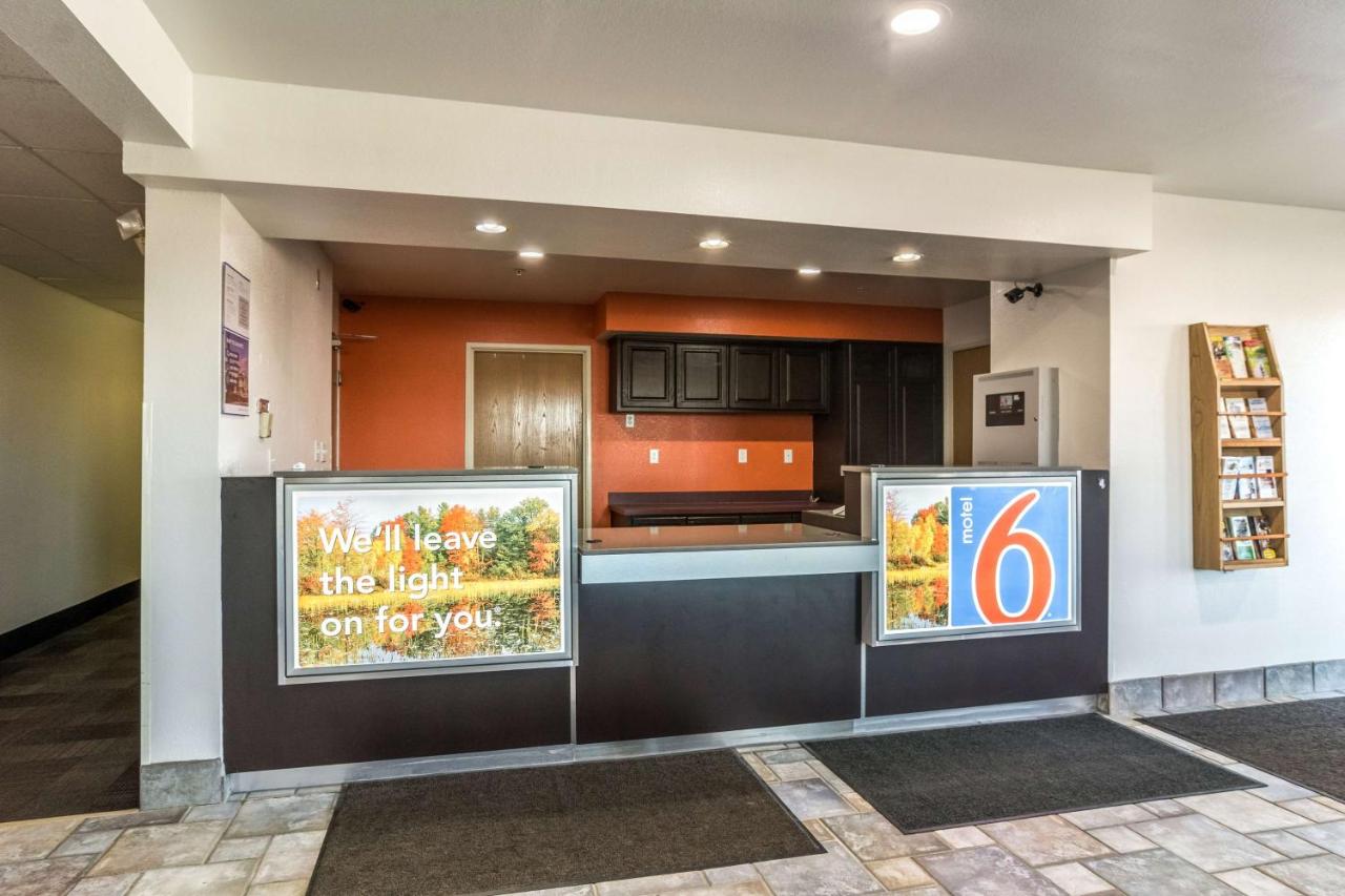  | Motel 6-Barkeyville, PA