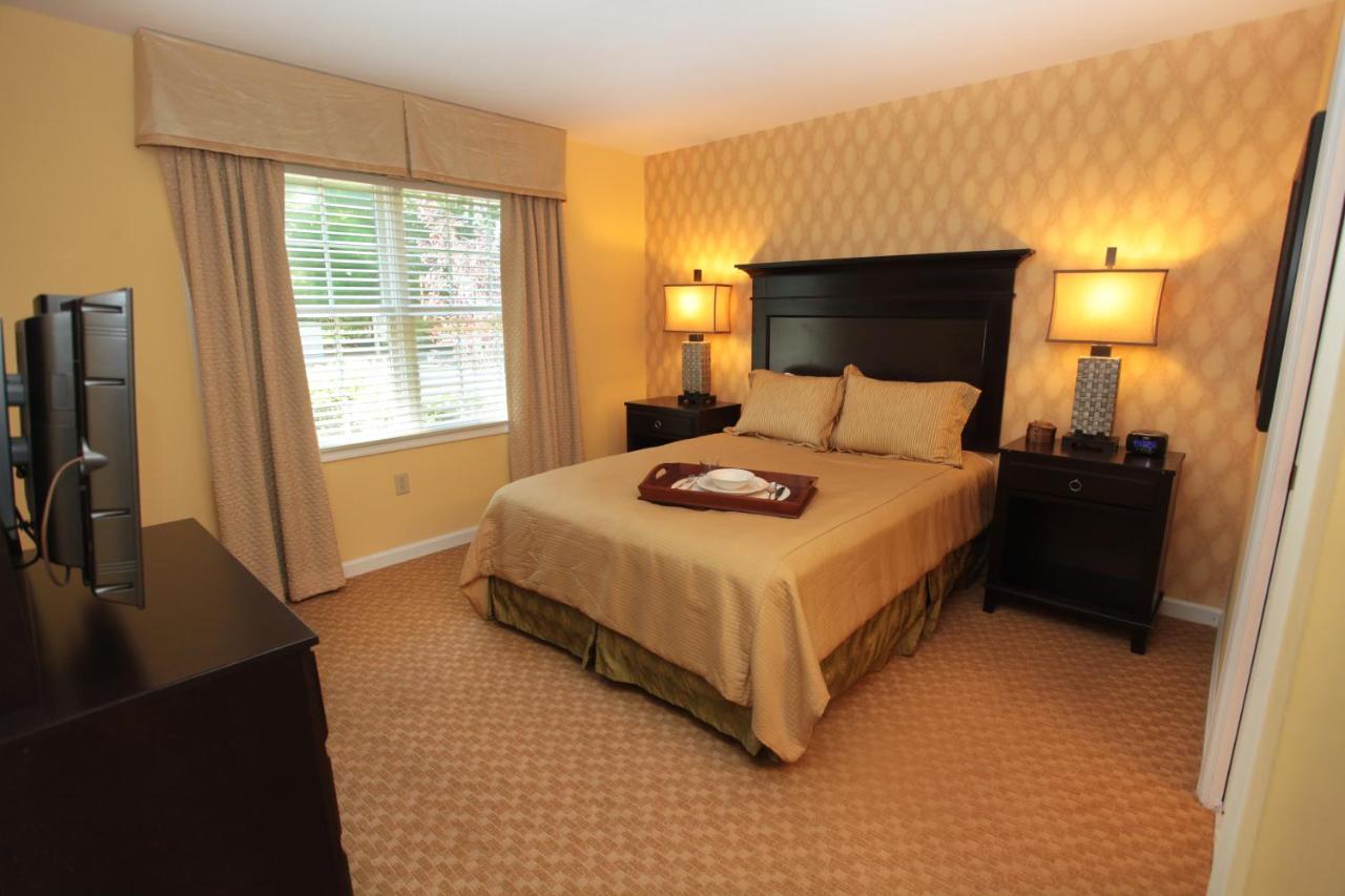 Deluxe Two-Bedroom Suite at Williamsburg Plantation