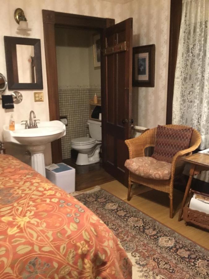 | Allen House Inn