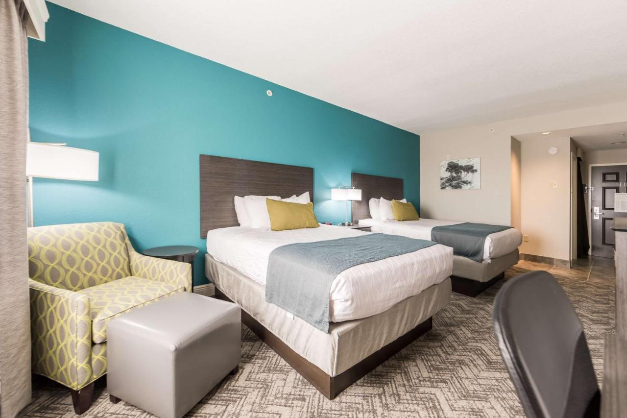 Queen Room with Two Queen Beds - Non-Smoking at Best Western Plus Sebastian Hotel & Suites