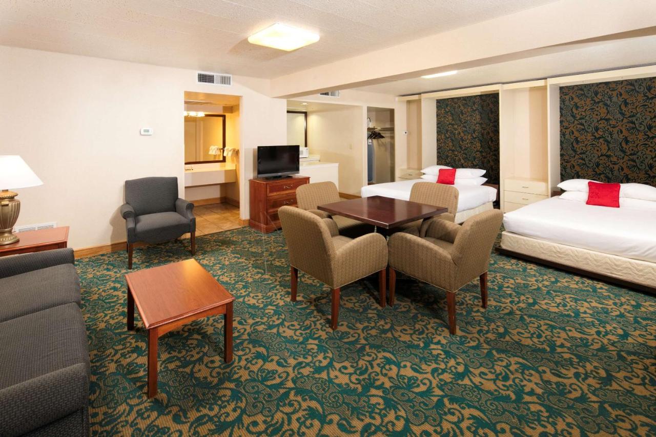 Junior Suite at Red Lion Hotel & Conference Center St. George, UT