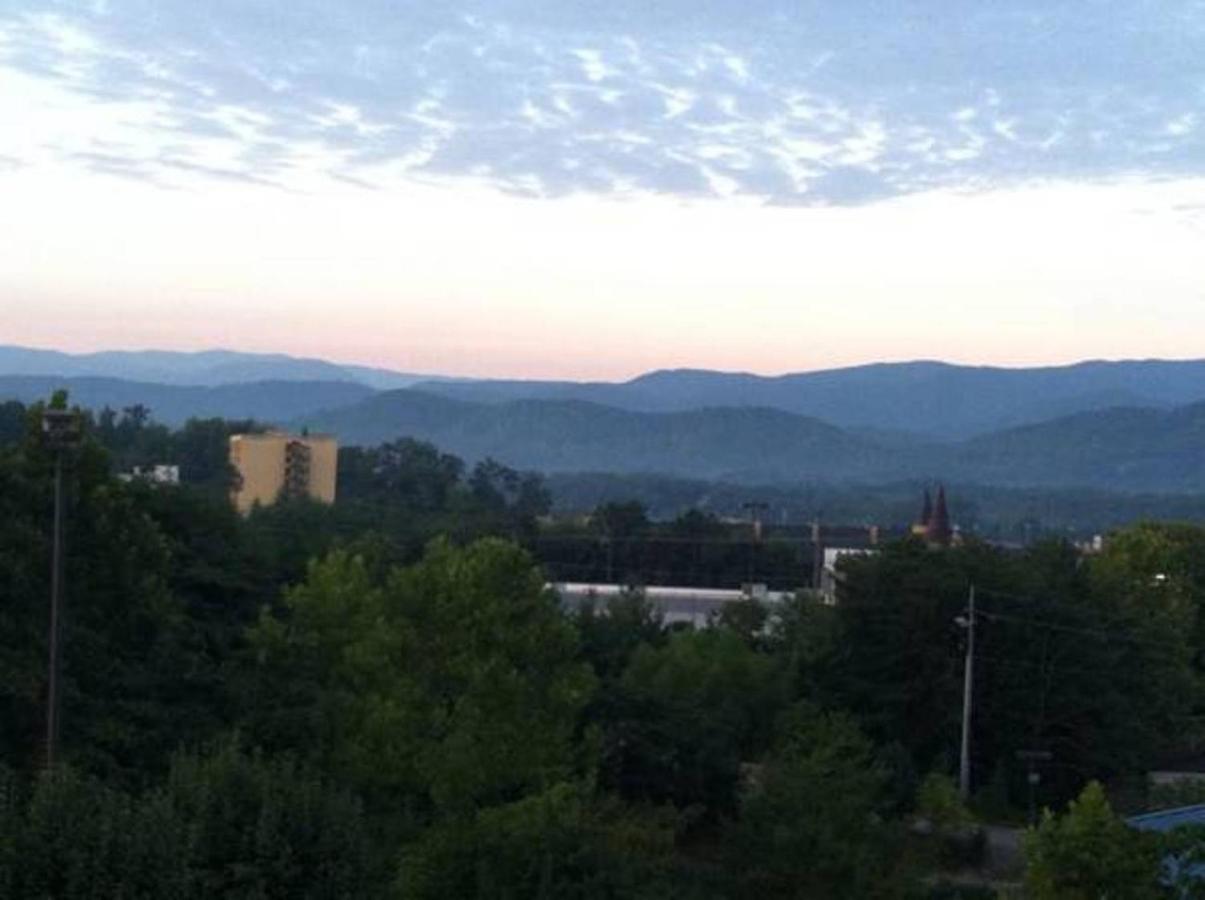 | Hotel Pigeon Forge