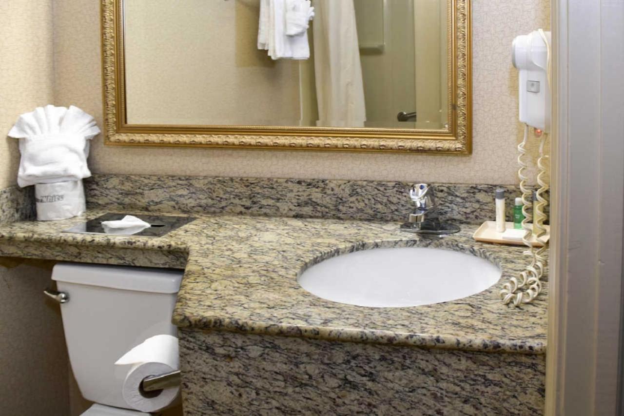 King Room - Non-Smoking at Quality Inn East Stroudsburg - Poconos