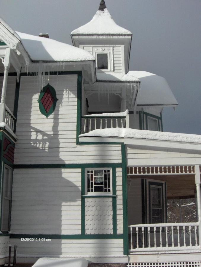 | Antique Rose Inn Windham