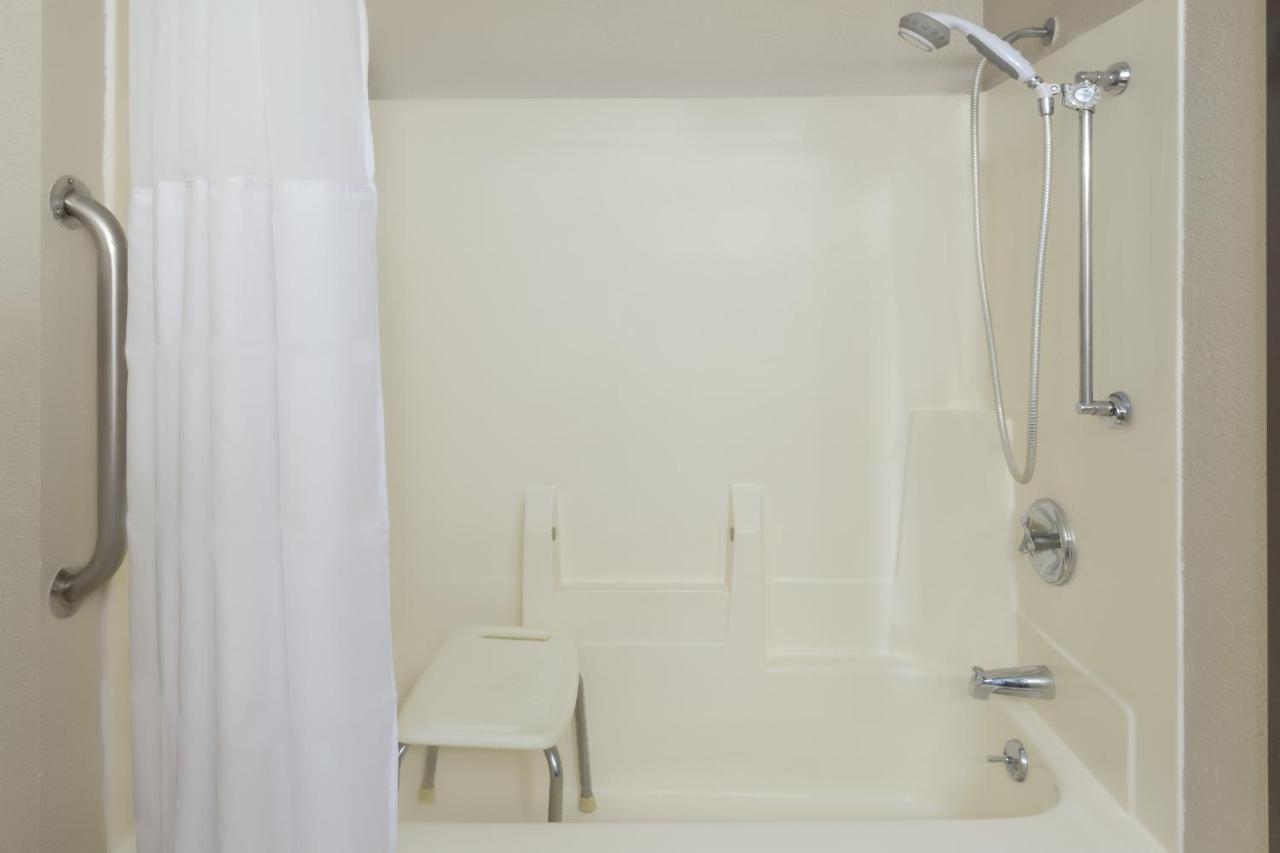 King Room - Disability Access/Non-Smoking at Baymont by Wyndham Beloit