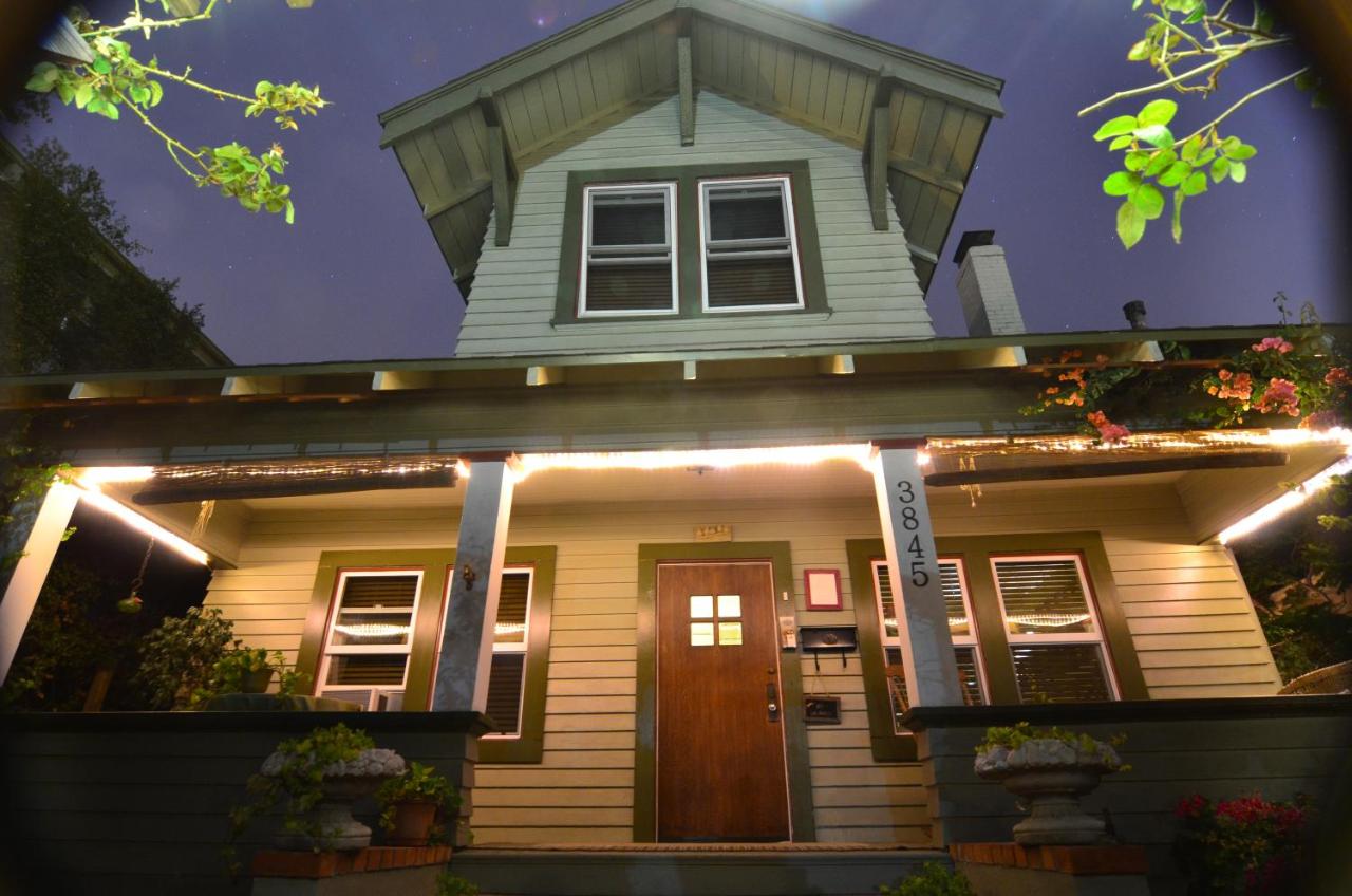| Hillcrest House Bed & Breakfast