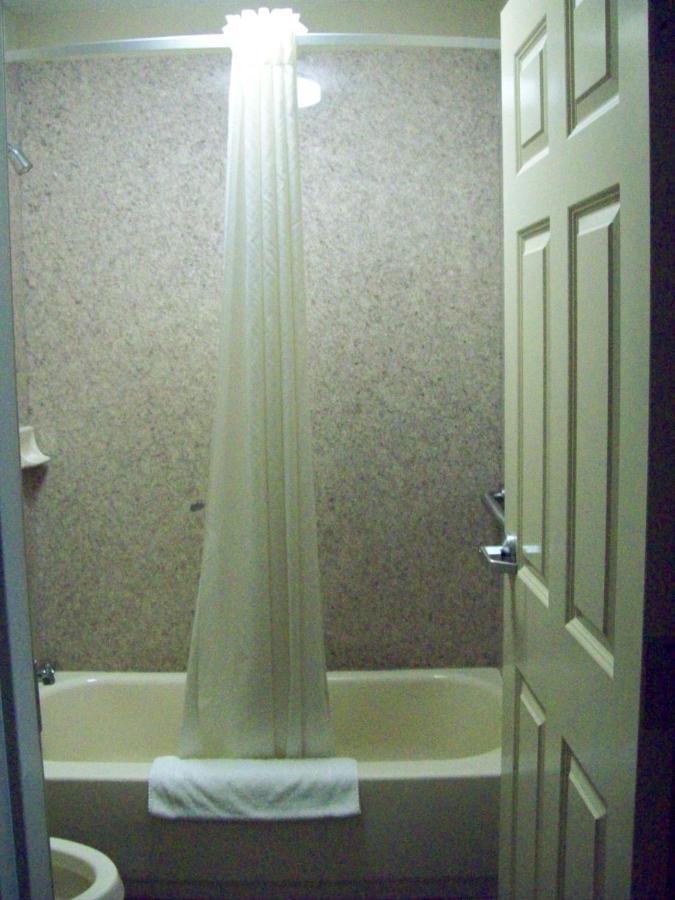 King Room - Non-Smoking at Inn at Mulberry Grove